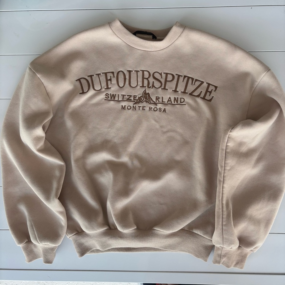 Cream Crew Neck Travel Sweater - Picture 2 of 8